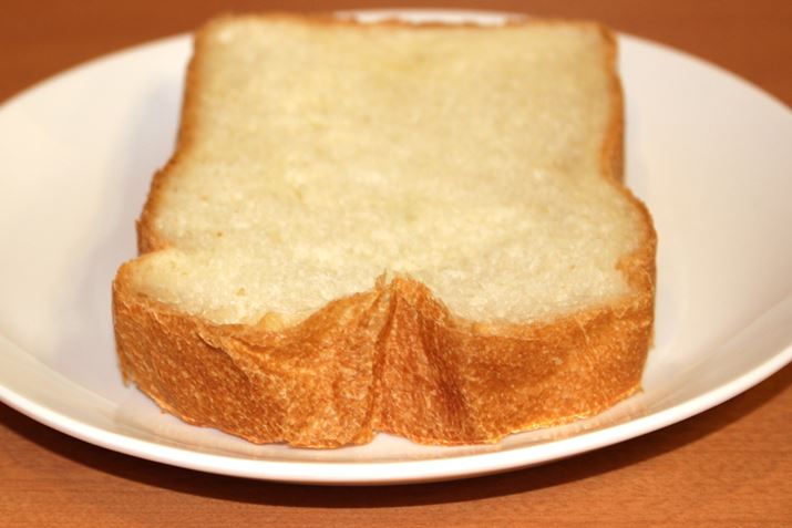 ���ɁA�㕔�̃~�~�̐H�������J���b�Ƃ��Ă��܂���