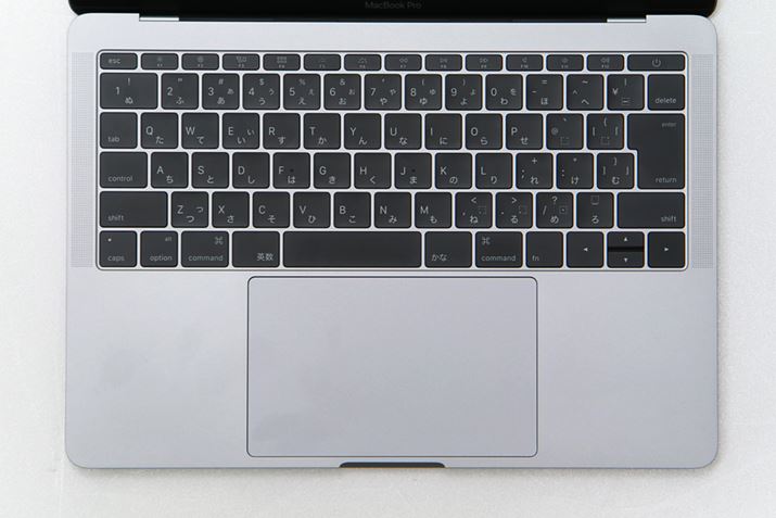 Touch Bar񓋍ڂ13C`f̃L[{[h