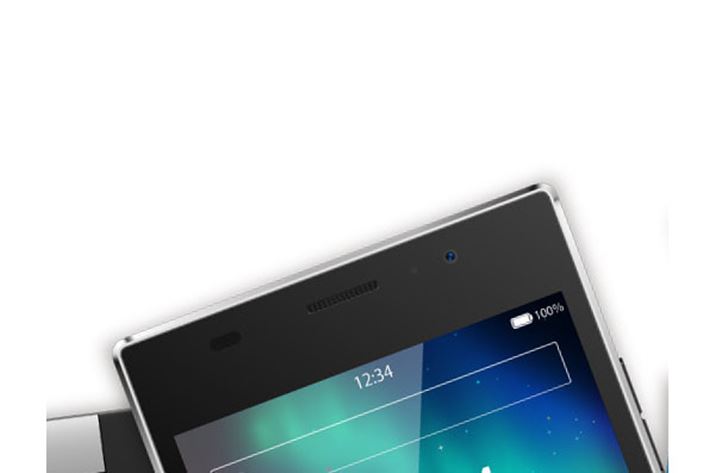 �T�u�J�����͖�500����f�B��������~�j�}���ȃX�y�b�N��