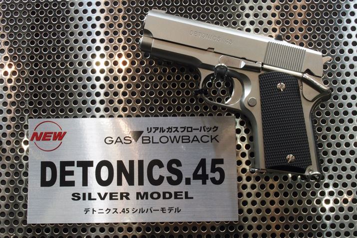 DETONICS.45�V���o�[�J���[���f��