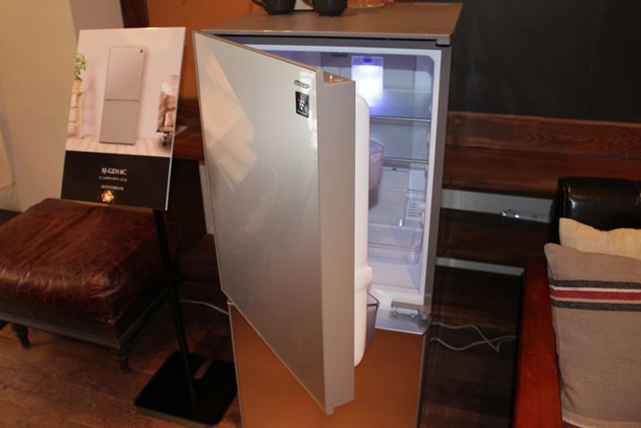 J̃hAAEJɂȂ悤ύXĂ݂