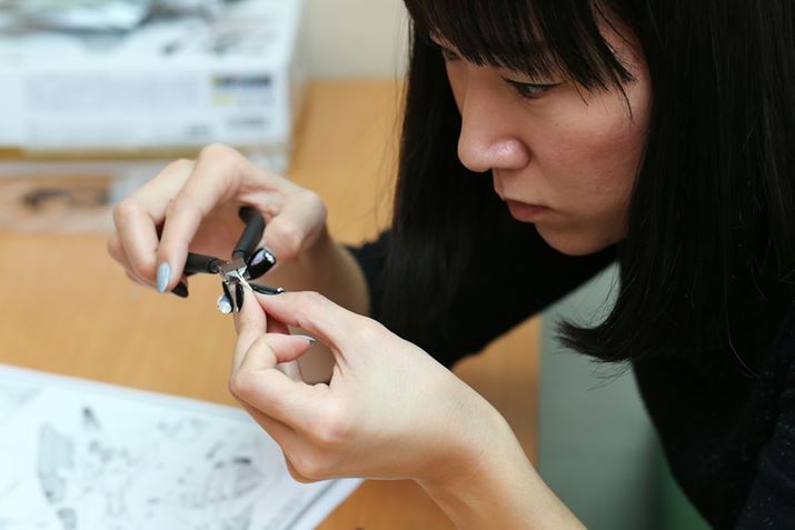 �܂̐��菬�����p�[�c������܂�