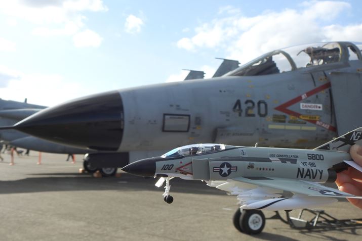 �k�����œ\��t�����A�L���m�s�[���̐Ԃ�V���C���̃X�e�b�J�[���A�����Ɠ����ł�����Ɗ���