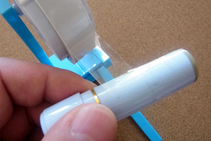 ��x���ɓ����Ǝ��o���ɂ����Ȃ�̂ŁA��Ӗ{�̂̎���Ƀe�[�v�������悤�ɂƒ��ӏ���������܂���