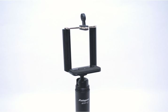 z_[㕔̃c}~ɈāA㉺ɍLƂɃX}z{̂ݍ݂܂