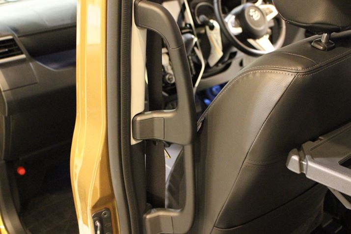 ~ɕ֗ȃObv́A㔼lɑ߂ɁA͎qǂɍׂ߂ɍĂ