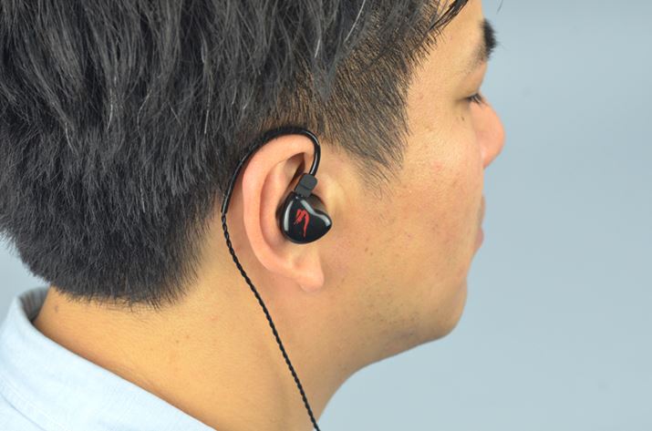 THE SIRENV[YƂĂ͂Ȃ菬ԂɎdオĂAlł₷