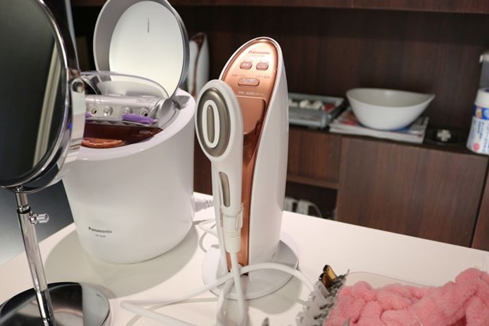 uX`[}[imPAEH-SA97vijƁuY_CIGtFN^[ EH-SG90viEj