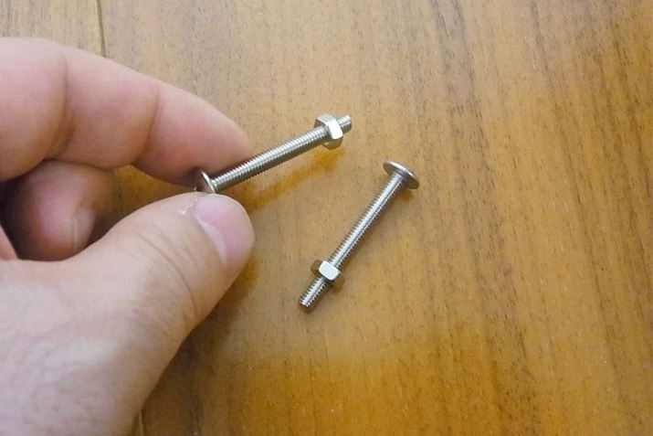 Jo[Ǝ̌Œɂ͂̃rXƃibgg܂