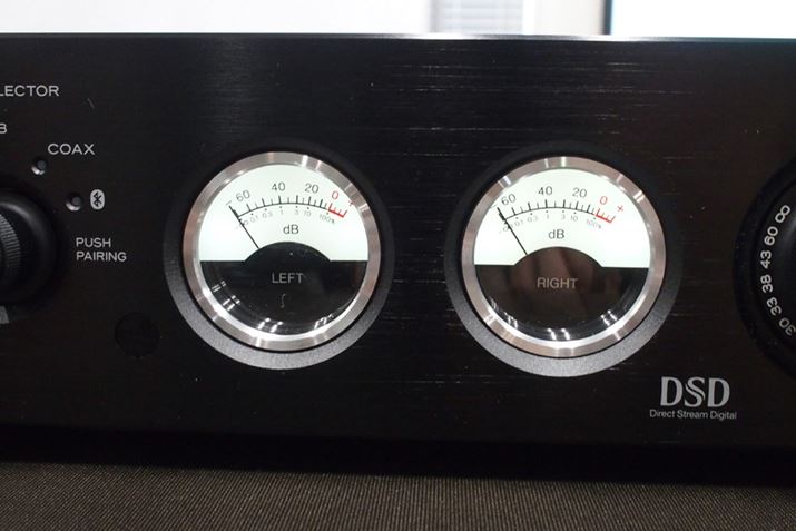 AiO[^[BƖFɕςقA̐xサĂƂ