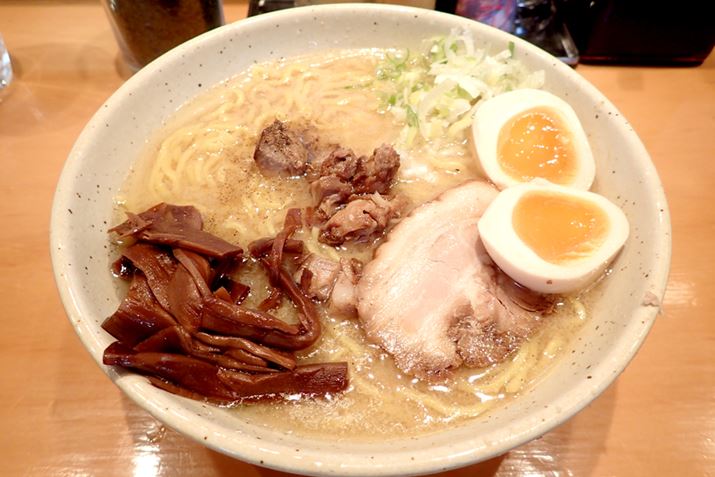 ́Auʓ薡X[߂vi900~j́u吷vi120~j𒍕