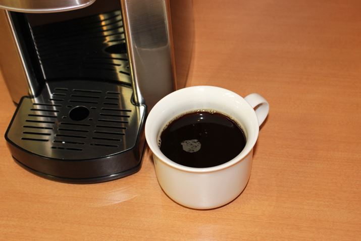 ʏ̃Jbv1t180ml̃R[q[🹂̂ɂԂ́A120`30bقǂł