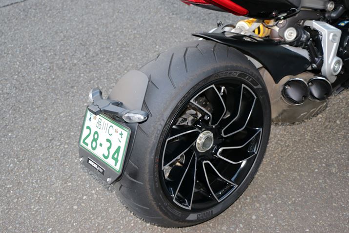 �����^�C�����o���N�p�̐[���ɂЂƖ𔃂��Ă���