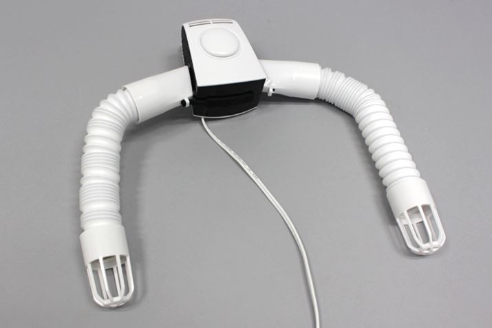 A^b`gɂ͓ɍËႢ͂Ȃ̂ŁAlɎt܂B̂̓KȊCC