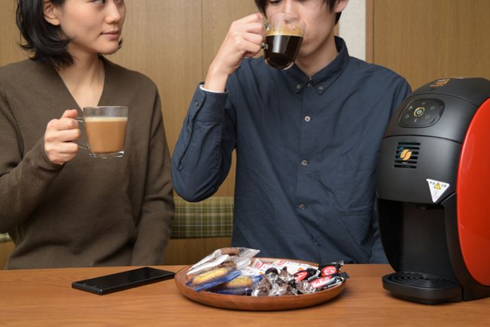  g䂪Ƃ̃oX^huoX^ ACvşꂽR[q[ǂ]̂H 