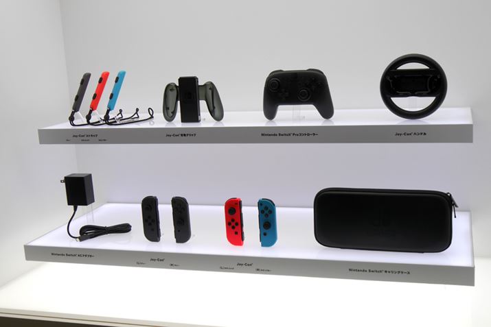 Nintendo Switch֘AANZT[