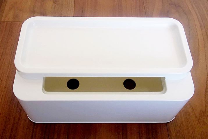 M҂̓zCgIBJ[O͂قɂAubNAuEAbhACgu[܂