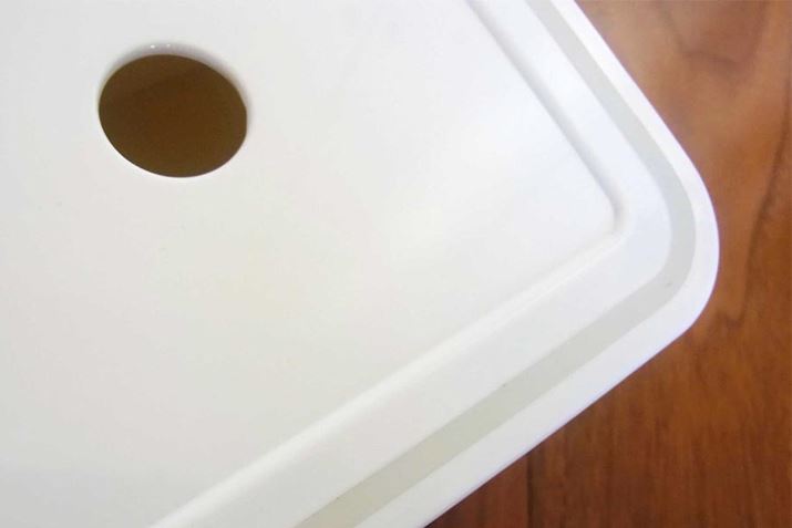 ʂɂ͂ƃVR̊~߂{Ă܂iFقȂĂ镔j