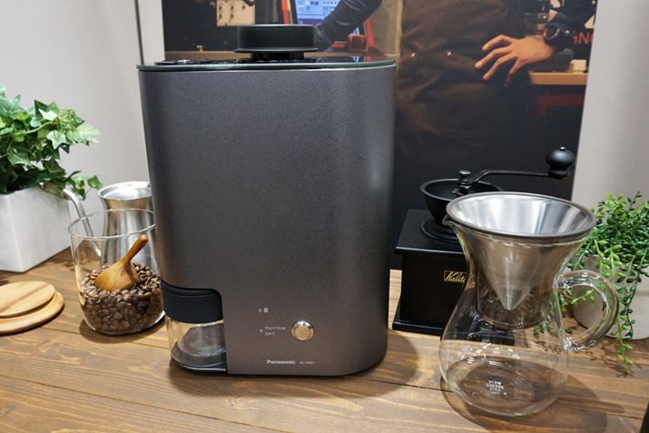 uThe RoastṽT[rXJn2017N4{łAO\͂łɎn܂Ă܂