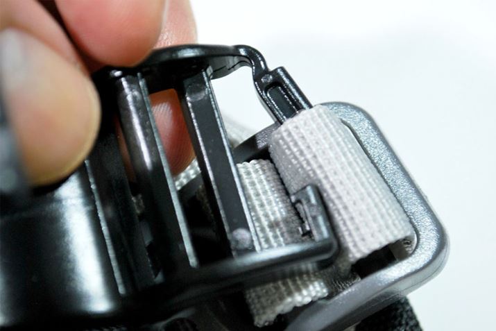 bŇ|㕔ɕtĂAWX^[֊荞܂ăJ`bƗ߂܂