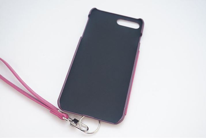 iPhone[̓|J[{lCg̃P[XɃo[R[eBO{ĂĖh͍߁I