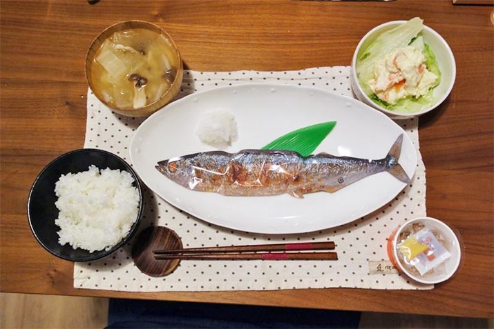 u`R͂ǂHvāH ^񒆂łI