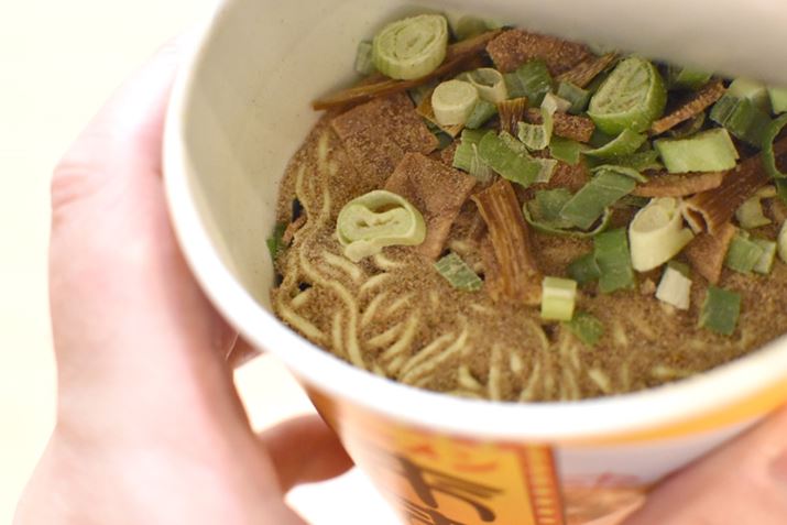 Jbv̒ɂ́AX[vɉāA`[V[⃁}A傫߂ɐ؂ꂽlMĂ܂