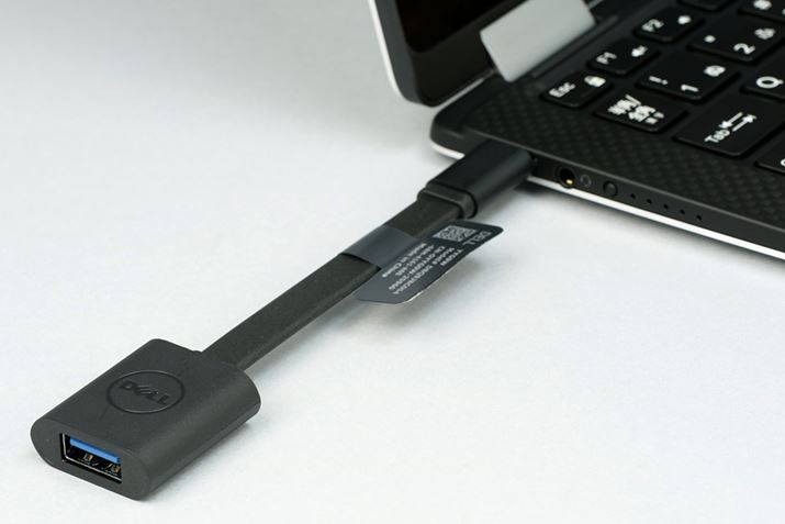 USB Type-C��USB Type-A�ɕϊ�����A�_�v�^�[���t������