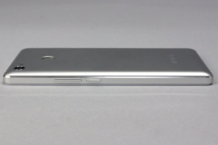 eʂ̃obe[߂邽߂݂̂{fBAdʂ͖183gɗ}Ă