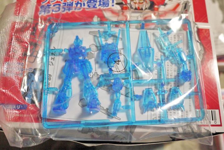 �N���A�u���[�^�C�v�͂ƂĂ����ꂢ�ł�