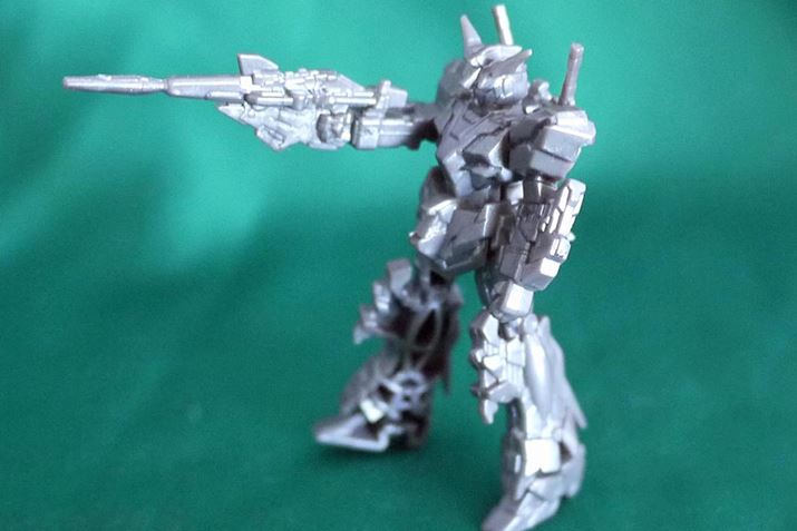 ����Ȓ���Ƀ��j�R�[���K���_���f�X�g���C���[�h�I �r�����������܂�