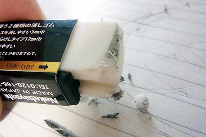 ʉ̕łƊȒPɊĂ܂܂c