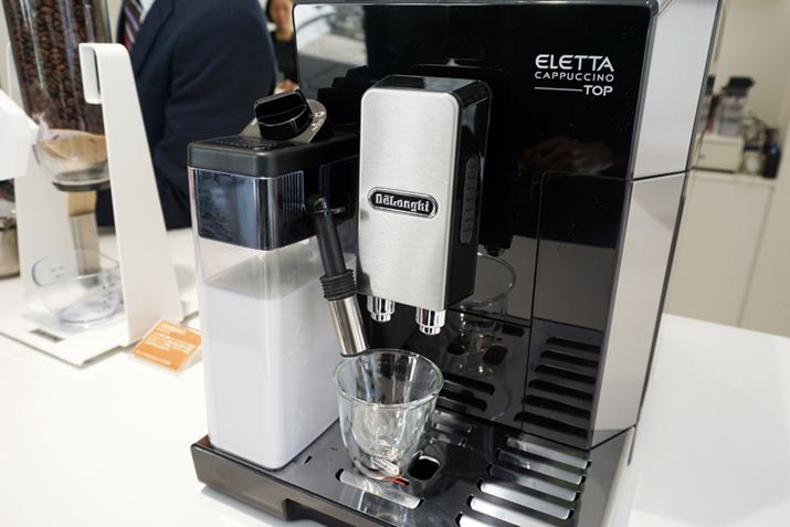 ~NRei𑕒āA~Nj[IԂƉ^]X^[g