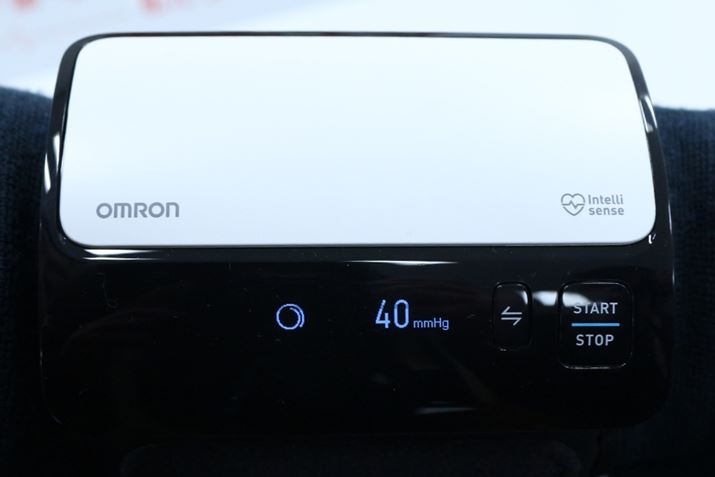 \ɂ͎F̍L@ELfBXvC̗pĂ