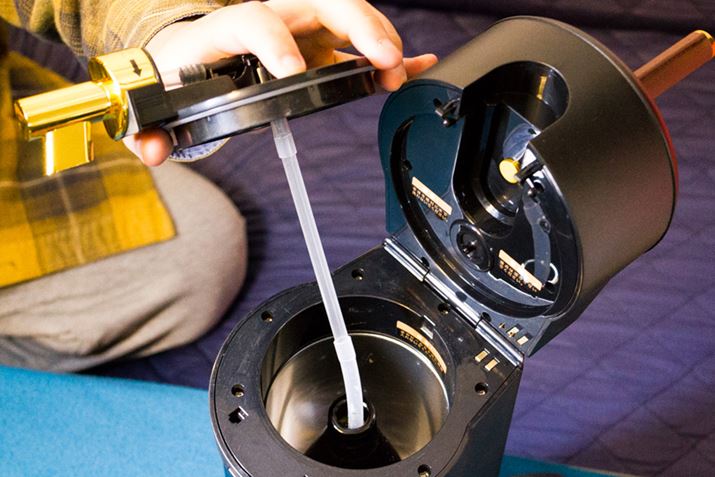 {̂Ƀr[ZbgAƈ̉`[u̐[̒