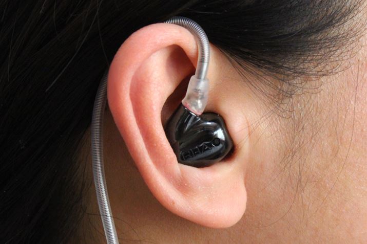 CL1̏dʂ́ACL750y14gBɒĂ݂Ǝ܂肪悭A悢