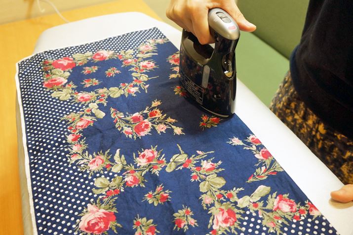 uNI-FS470v̓ACʂtbgȂ̂ŁAAĈ悤ɂgpł܂