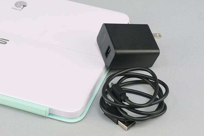 ACA_v^[̓RpNgŉוɂȂȂB莝̃oCobe[ł[dł