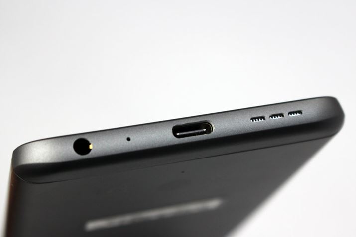 USB|[g Type-CBQuick Charge 3.0ΉȂ̂ŏ[dx