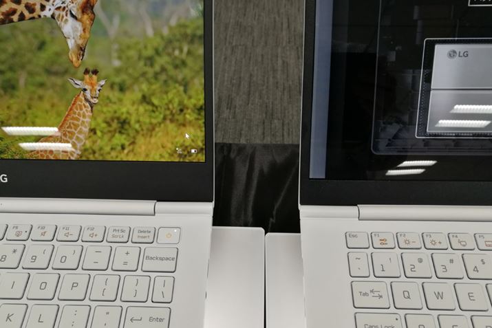 13.3^f14^fł̓x[̑قȂĂ