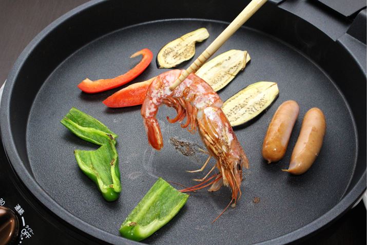 ���C���v���[�g�͓d���������ςȂ��ɂ��āA��؂⋛��ނȂǂ�������΂���ꂽ�����̂��Ă��܂�