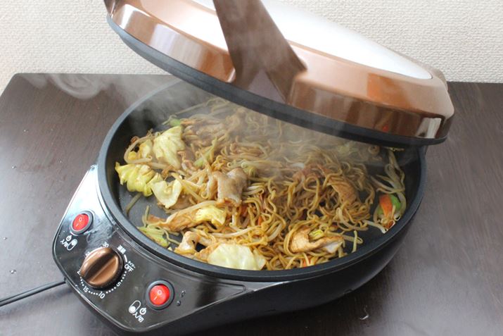 �Ă����΂͍Ō�Ƀt�^��߁A��������炵�Ċ����I �t�^���{�̂ɂ������Ă���̂��g���₷���ł�