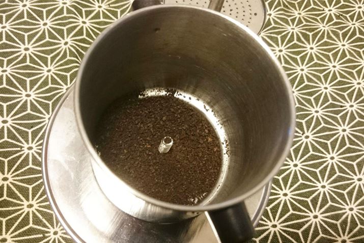 y[p[lȂǂ̃tB^[͎g킸ɒڃR[q[̕܂