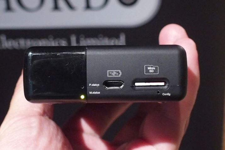 SD[J[hXbgA{̏[dpUSB[q͖{̑ʂɗp