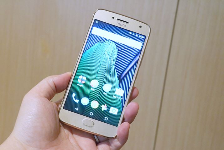 5.2^t𓋍ڂMoto G5 PlusBOC^[tFCXmicroUSB