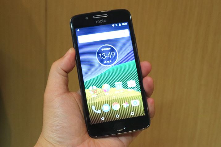 5^t𓋍ڂMoto G5BXybN͍T߂A2~͖̈͂