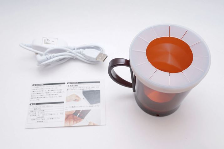 ́AJbvEH[}[{́AUSBdP[uA戵ł