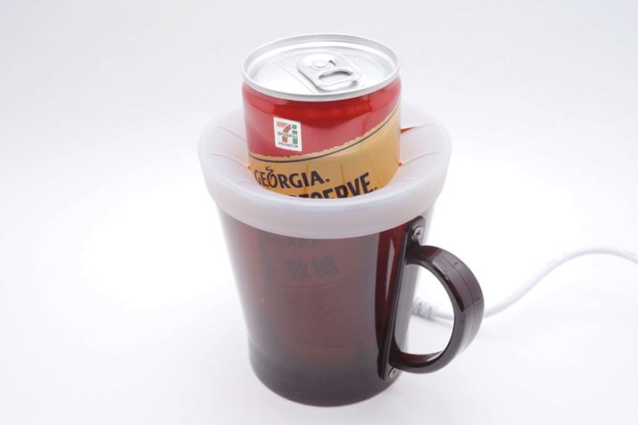 Jbv̉ɂĂ镨̂́AʃR[q[Zbgۂ̃VR̒߃A_v^[ł