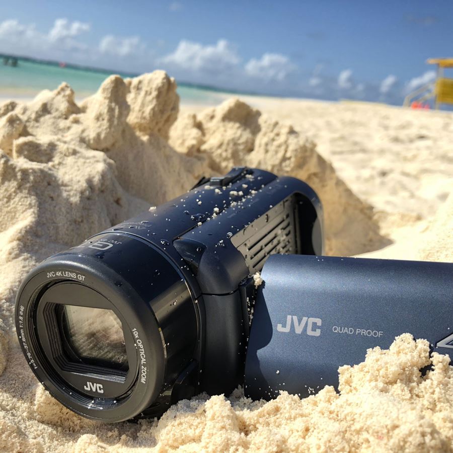 4K×タフネス！異色のビデオカメラJVC「Everio R GZ-RY980」海外レビュー - 価格.comマガジン