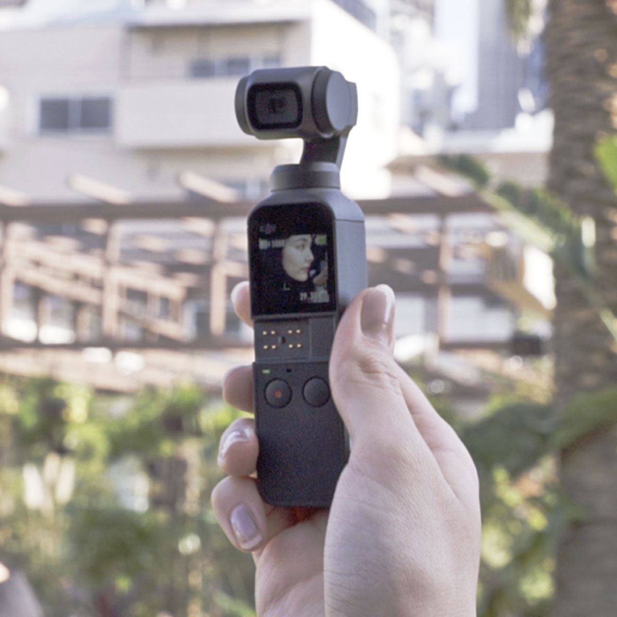 超絶コンパクトな4K対応ジンバル一体型カメラ「Osmo Pocket」が